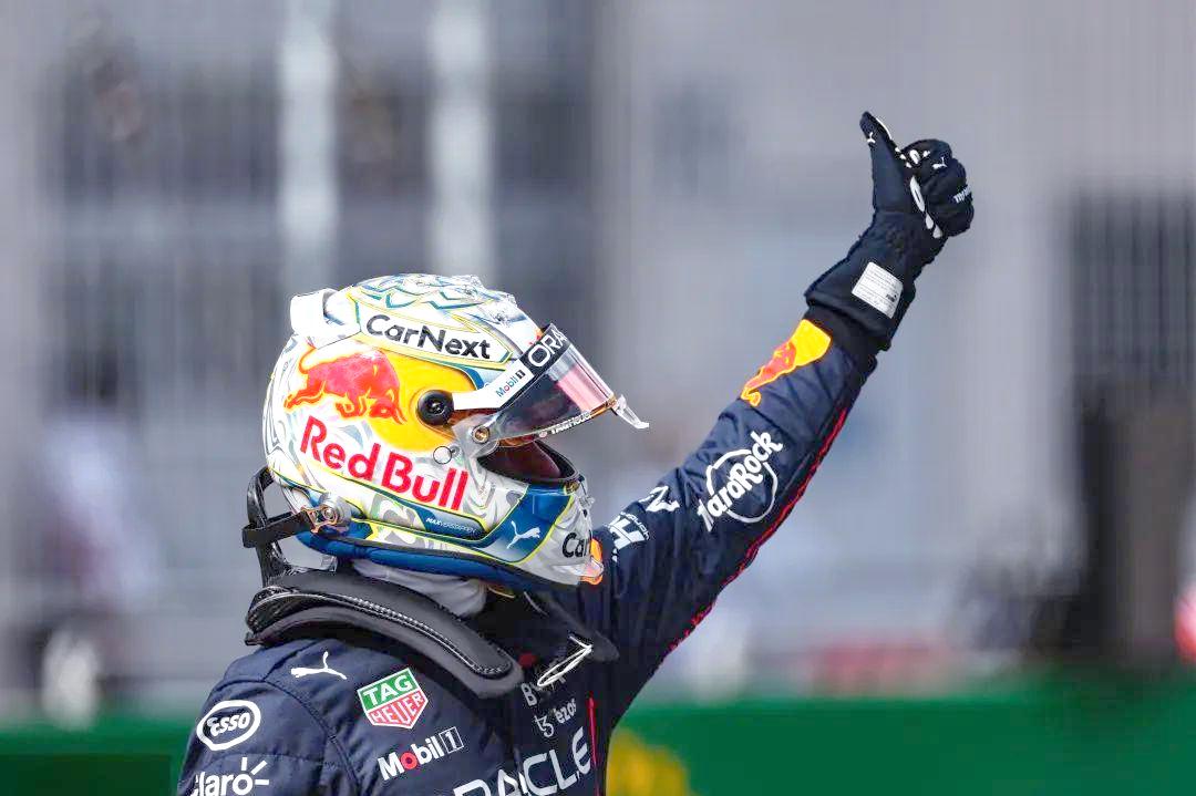 雷诺车队险胜红牛二队，周冠宇统治全场